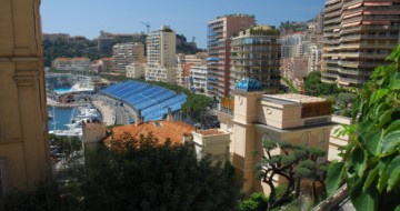 Vue de Monaco et des tribunes du Grand prix de F1