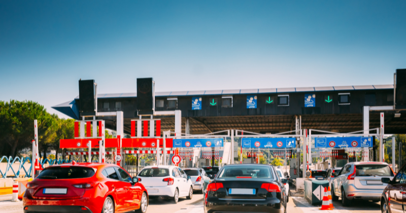 éviter les bouchons sur autoroute avec le télépéage